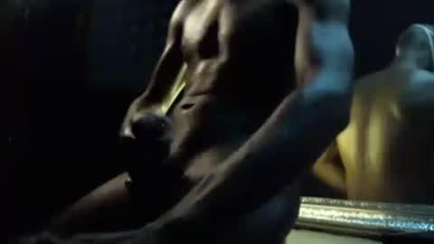 MrBigDiQ1 online show from 01.10.25