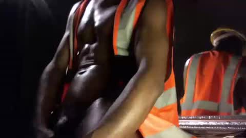 MrBigDiQ1 online show from 02.19.25