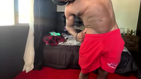 MrBigDThomas online show from 03.24.26