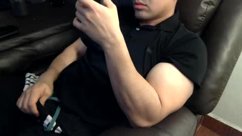 Snapshot of mrbree chatting on 06.12.26 Mr Bree online show from 06.12.26