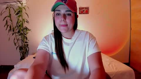 Laura online show from 01.10.25