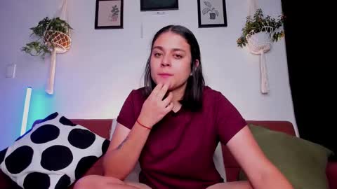 Laura online show from 10.22.25