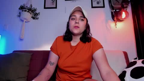 Laura online show from 11.28.25