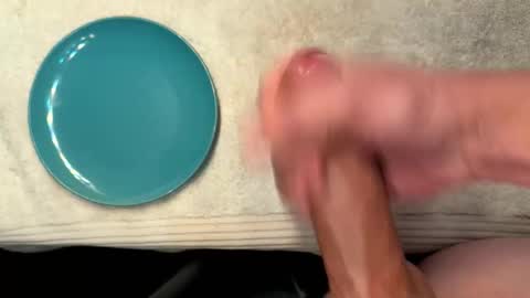 Snapshot of mredgeistheguy chatting on 11.01.25 mredgeistheguy online show from 11.01.25