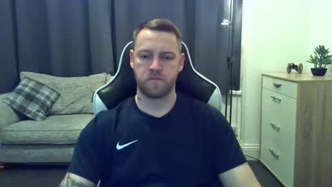 Snapshot of mrengland86566 chatting on 02.17.26 mrengland86566 online show from 02.17.26