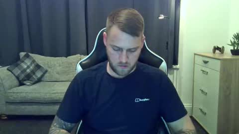 Snapshot of mrengland86566 chatting on 03.09.26 mrengland86566 online show from 03.09.26