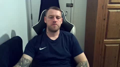 Snapshot of mrengland86566 chatting on 03.16.26 mrengland86566 online show from 03.16.26