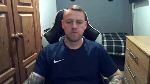 Snapshot of mrengland86566 chatting on 03.29.26 mrengland86566 online show from 03.29.26