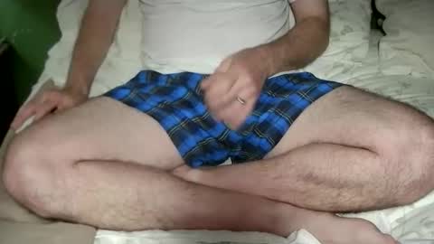 mrericsmith  email hidnnn online show from 04.17.26