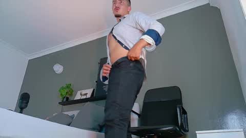 Mr Fox online show from 10.18.25