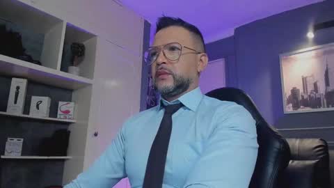 MrFrank. online show from 10.17.25