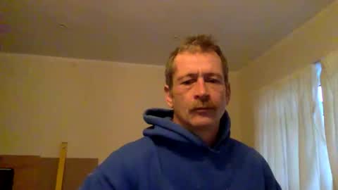 Snapshot of mrgoodkat79 chatting on 12.21.25 mrgoodkat79 online show from 12.21.25