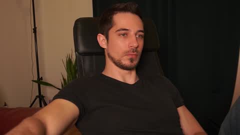 juan luis online show from 02.11.26