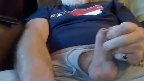 Snapshot of mrhollar chatting on 12.08.24 mrhollar online show from 12.08.24