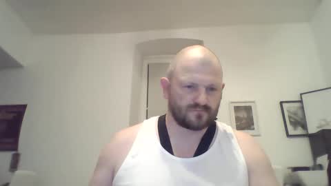 Snapshot of mrhotsex69 chatting on 04.01.26 mrhotsex69 online show from 04.01.26