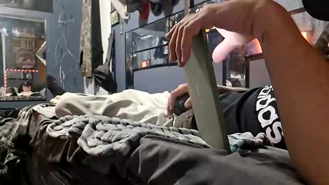 mrj1979 online show from 11.26.25