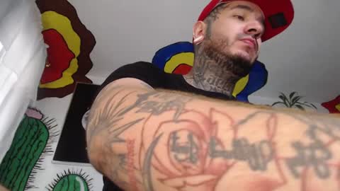 Snapshot of mrmanny__ chatting on 12.21.24 mrmanny__ online show from 12.21.24