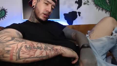 Snapshot of mrmanny__ chatting on 02.07.25 mrmanny__ online show from 02.07.25