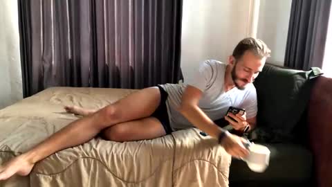 Max online show from 10.17.25