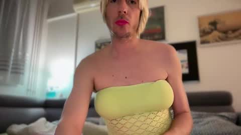 TaleOfLaura online show from 02.28.26