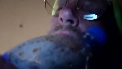 Snapshot of mrnmrsfucks4u2 chatting on 02.22.25 Mrnmrsfucks4u2 online show from 02.22.25