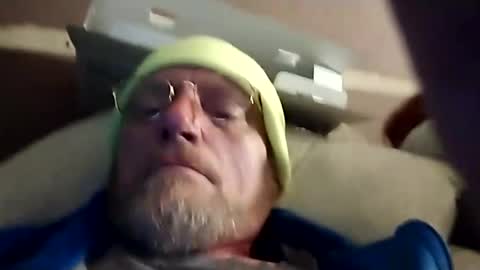 Snapshot of mrnmrsfucks4u2 chatting on 02.25.25 Mrnmrsfucks4u2 online show from 02.25.25