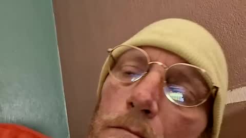 Snapshot of mrnmrsfucks4u2 chatting on 03.06.25 Mrnmrsfucks4u2 online show from 03.06.25