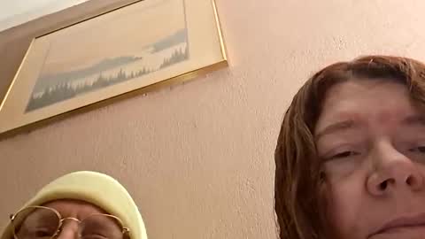 Snapshot of mrnmrsfucks4u2 chatting on 03.10.25 Mrnmrsfucks4u2 online show from 03.10.25