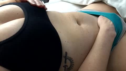 Snapshot of mrrogue chatting on 01.29.25 mrrogue online show from 01.29.25