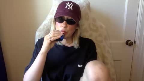 MrsPrissXO online show from 04.23.26
