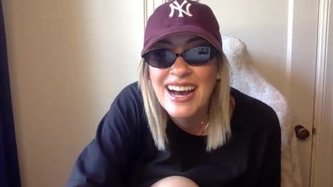 MrsPrissXO online show from 04.24.26