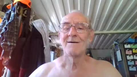 Snapshot of mrsubman chatting on 07.16.26 Chuck online show from 07.16.26