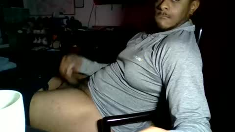 Snapshot of mrthicknlong6 chatting on 12.25.24 mrthicknlong6 online show from 12.25.24