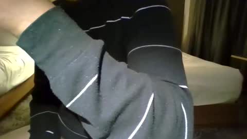 Snapshot of mrthicknlong6 chatting on 01.08.25 mrthicknlong6 online show from 01.08.25