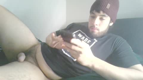 Snapshot of mrthickumss chatting on 01.16.26 youngshyathlete online show from 01.16.26