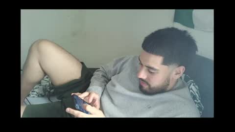 Snapshot of mrthickumss chatting on 05.24.26 youngshyathlete online show from 05.24.26
