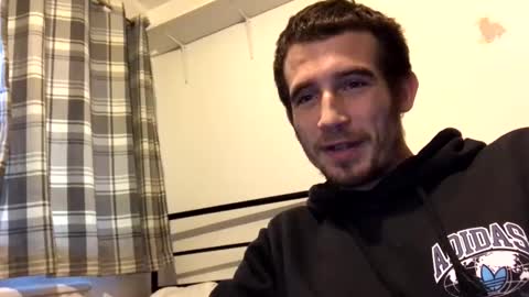 Snapshot of mrtrauma chatting on 09.28.25 mrtrauma online show from 09.28.25