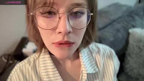 Snapshot of ms_christiana chatting on 11.16.25 ms_christiana online show from 11.16.25