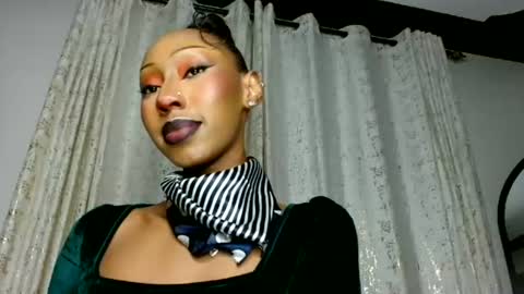 Snapshot of ms_crystal chatting on 06.18.26 ms_crystal online show from 06.18.26