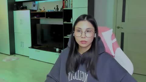 ms_emily_ online show from 01.13.26