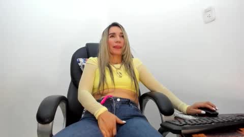 ms_lunarose online show from 02.04.26