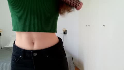 Snapshot of ms_seductive chatting on 10.14.25 Your M online show from 10.14.25