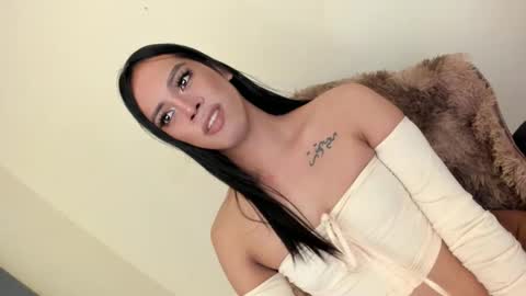 selena online show from 01.13.25