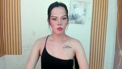 Snapshot of ms_selenaxx chatting on 05.15.26 selena online show from 05.15.26