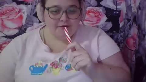 Snapshot of mscamirose15 chatting on 11.20.25 Ms. Cami Rose online show from 11.20.25