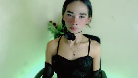 mscherry_ online show from 04.04.26