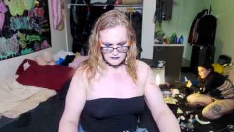 Cunty Luxxe online show from 09.25.25