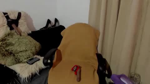 Miss Justine online show from 01.18.25