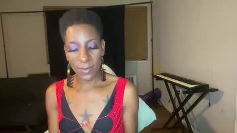 Snapshot of msmerlinmystique chatting on 09.26.25 Merlin Mystique online show from 09.26.25