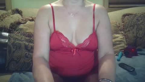 Snapshot of mswhitney618 chatting on 09.29.25 mswhitney618 online show from 09.29.25